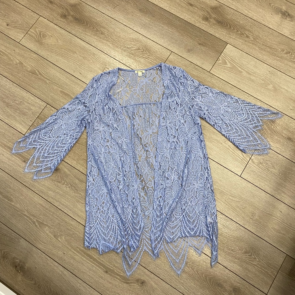 Francesca’s 3/4 Sleeve Lace Duster